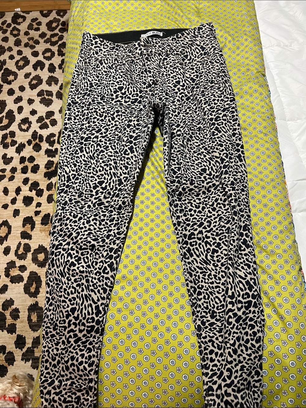 Code Bleu Black and Tan Leopard-Print Women's Jeans